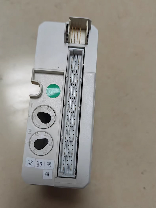 DI821
